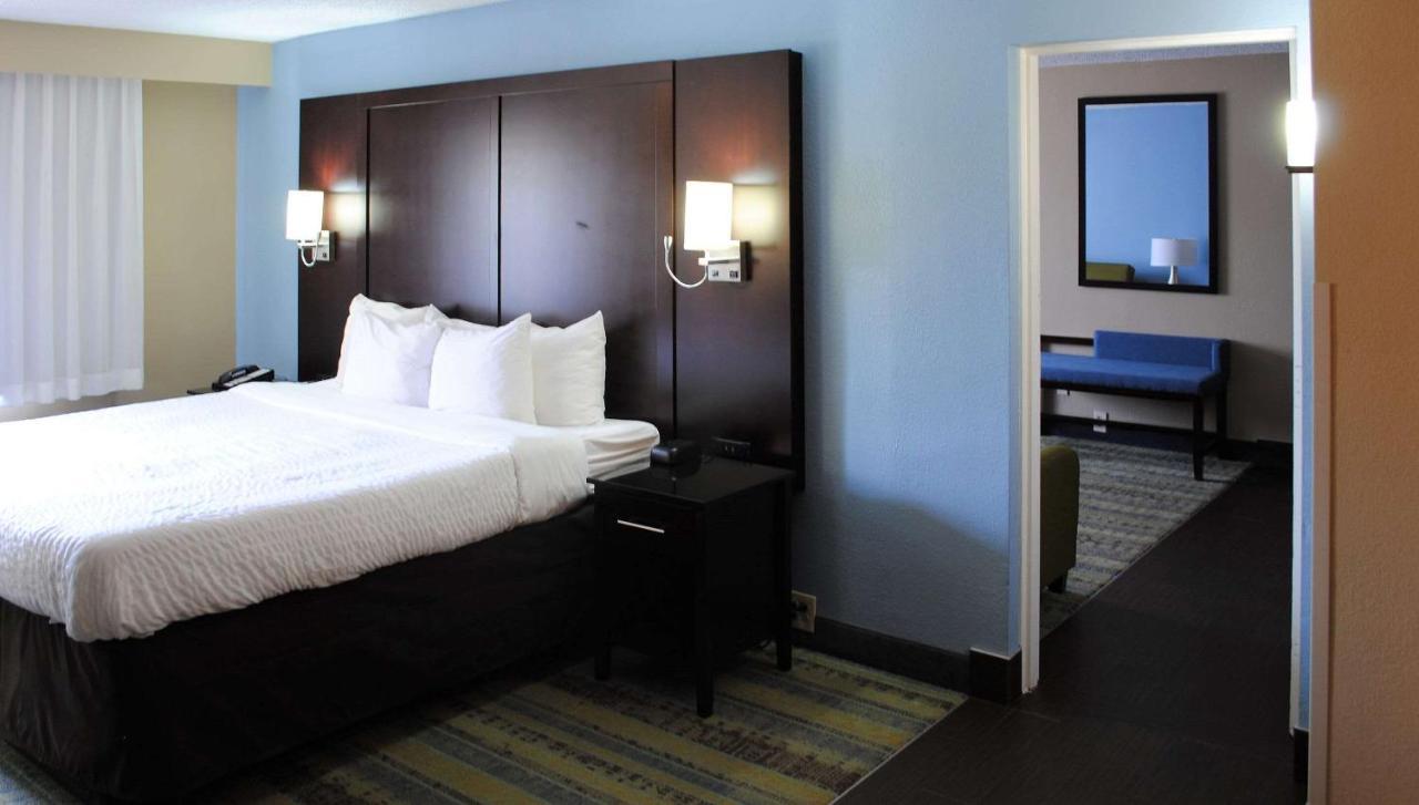 Clarion Hotel Conference Center - North Lexington Ngoại thất bức ảnh