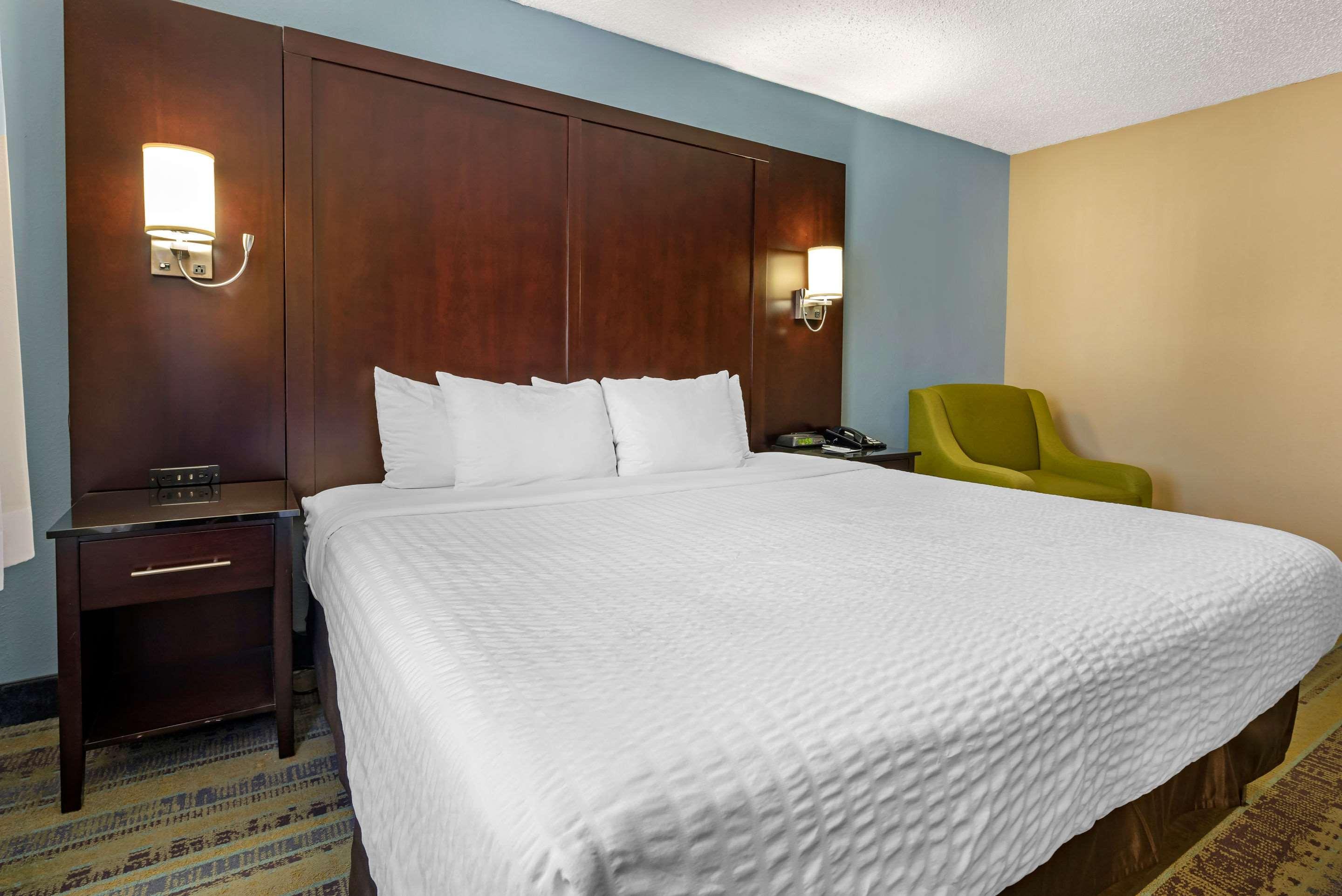 Clarion Hotel Conference Center - North Lexington Ngoại thất bức ảnh