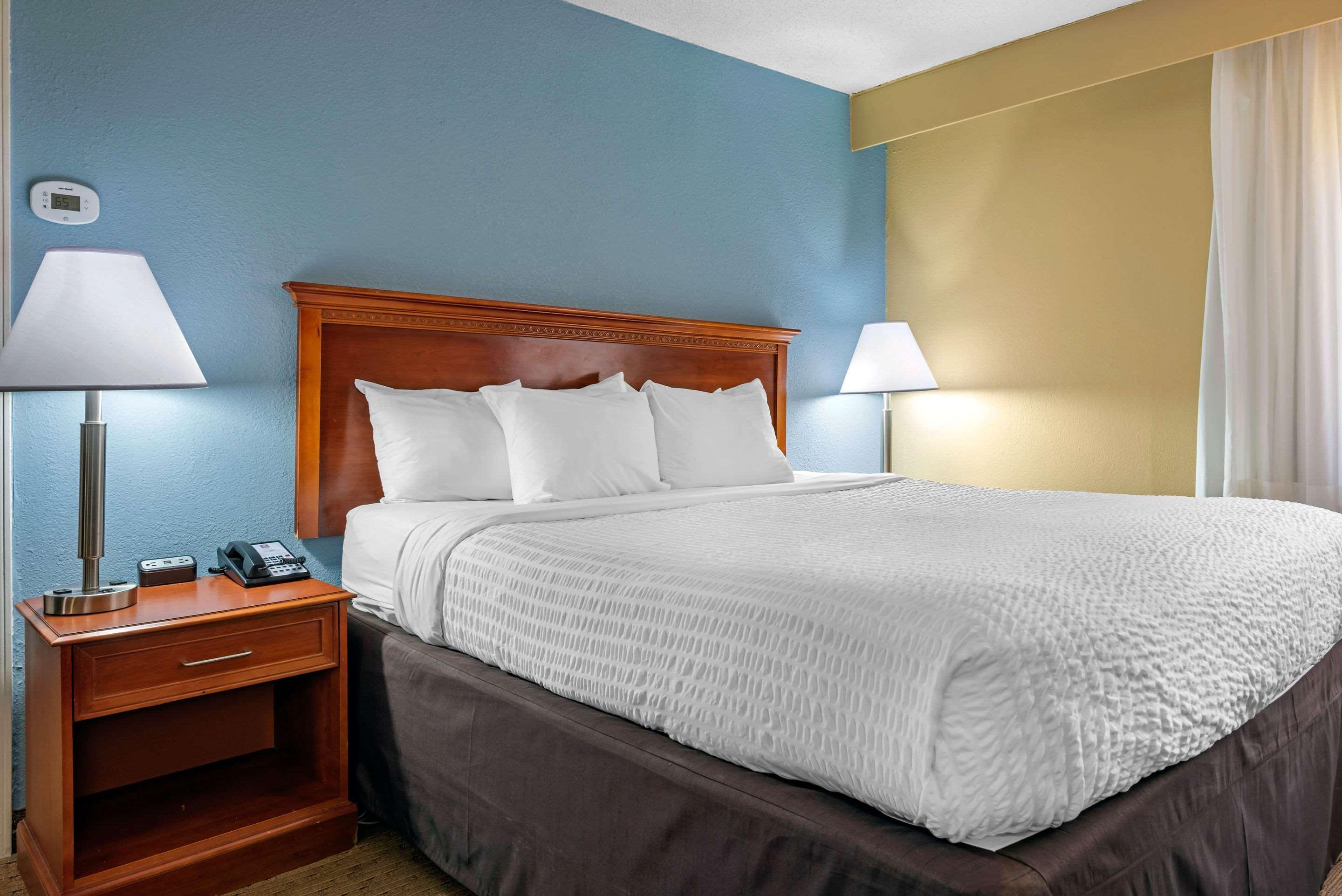 Clarion Hotel Conference Center - North Lexington Ngoại thất bức ảnh